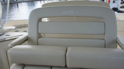 35 ft 2020 Boston Whaler 350 Realm, Yacht Kings 30 35 ft 2020 Boston Whaler 350 Realm (19)