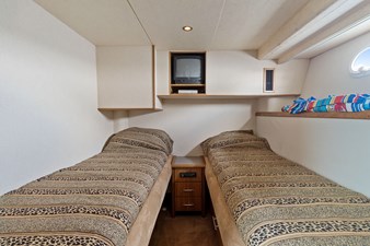 ER 38 39_2000 65ft Pacific Mariner 65 ER