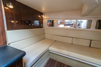 DIGGERS 63 U Shaped Setee Facing Starboard