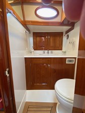 MAHALIA 21 24.Outboard vieew of head