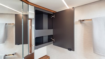 Lorax 67 2024 Tiara Yachts 48 LE