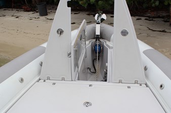 - 10 11_2013 34ft Zeta Elle 34 Custom