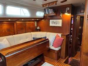BACCARA 2 50' Hinckley Sou'wester 1977 (BACCARA) Saloon