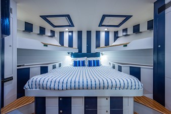 PIVOT 22 97_marlow_pivot_forward_stateroom_1