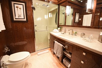 Mesmerize 36 2013 Hargrave 125 Raised Pilothouse