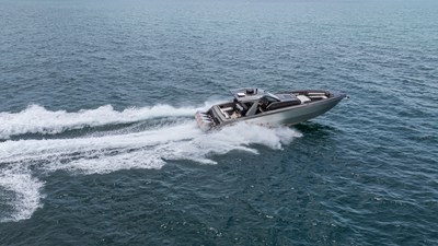 42 Auroris 11 2025 Cigarette 42 Auroris