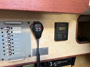1981 C&C 32 CB 25 