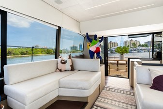 2019 Prestige 590S 52 