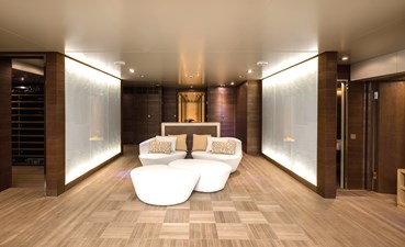 LOON 63 Loon 221' - Lower Deck Beach Club Forward View