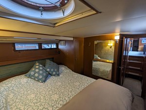 1963 Chris-Craft Constellation  27 