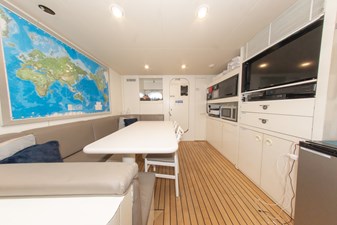 High Occupancy 95 164 OCEANFAST 1989 CREW LOUNGE