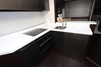 Hide Out 32 33_2018 74ft Sunseeker Predator HIDE OUT