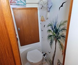 2005 Beneteau Cyclades 43 34 