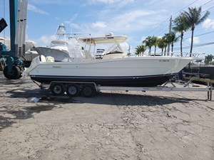 Pursuit 3070 Center Console 0 9306977_20240321075345161_1_XLARGE
