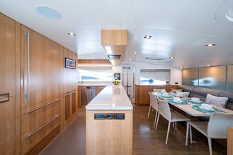 ANDREA VI 10 Galley