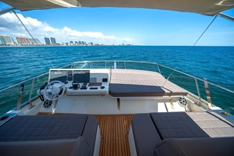 Wholesail II 57 Flybridge Helm