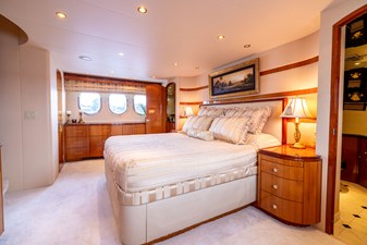 Outrageous  85 Hatteras 80