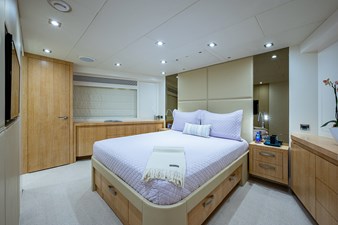 ANDREA VI 19 Forward Stateroom
