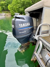 02 Bennington 257L Pontoon NLSQ 26 