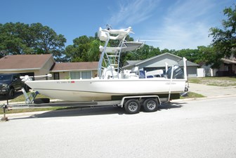2010 Cape Horn Center Console 0 