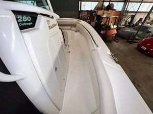 2018 Boston Whaler 280 Outrage 21 