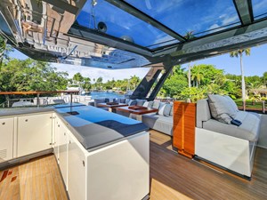 - 19 20_2021 85ft Ferretti Yachts 850