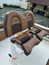 2017 TIDEWATER 220  9 