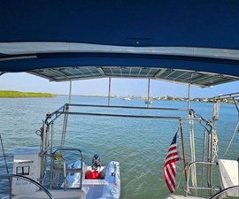 2005 Beneteau Cyclades 43 13 