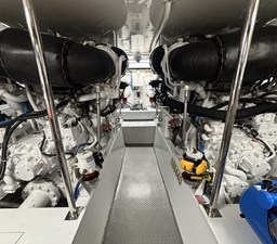 VENTURA 78 Engine Room  