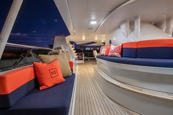 NEVER ENOUGH 34 Forward Sundeck Seating