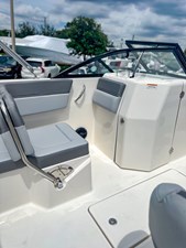 Bayliner DX2200 27 