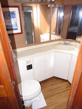 1990 Viking 52 Convertible Sportfish 13 14
