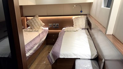 MAZARIN 55 Hybrid Electric 13 