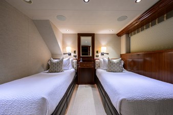 SARABETH 34 Guest Stateroom-Starboard