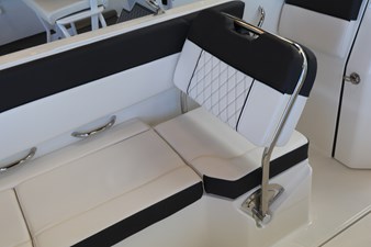 BAYLINER DX 2200 12 12. Port Seat AFT Facing