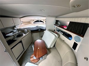 2003 Cruisers 3075 Express 42 