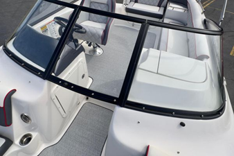 2022 Splendor 240 Platinum 42 43