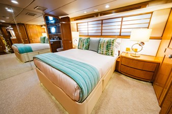 LONE STAR 23 Port Aft Queen