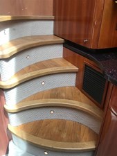 Two Sunz 18 50-2006-Sunseeker-Manhattan-18