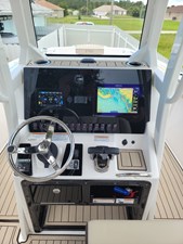 2022 Yamaha Boats 255 FSH Sport E 9 