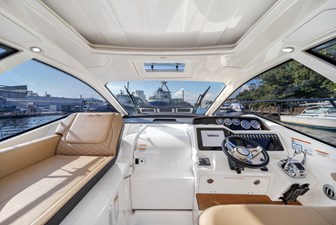- 16 18_2019 35ft Sea Ray 350 Coupe