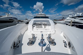ANDREA VI 43 Foredeck