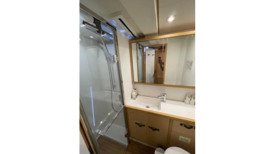 2016 Lagoon 630 Motor Yacht 26 