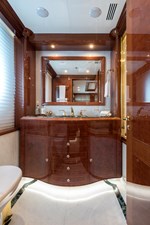 RHINO 8 9. Rhino guest bathroom