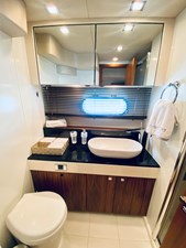 ESSENCE 70 71_2010 60ft Sunseeker Predator ESSENCE