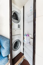 Liquid Asset 53 