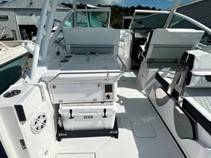 2024 Blackfin 302 DC 15 