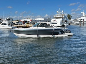- 1 2_2021 38' Formula Super Sport Crossover OB