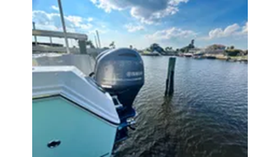2020 Sailfish 275 DC 23 