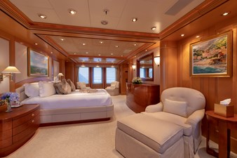 LAUREL 29 LAUREL 240'/73.15m Delta 2006/2014 Motor Yacht: Master Stateroom